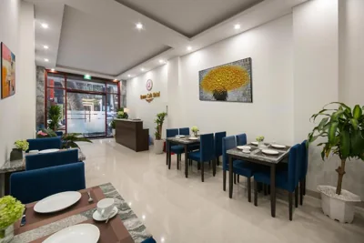 Queen Cafe Hotel – Photos 4