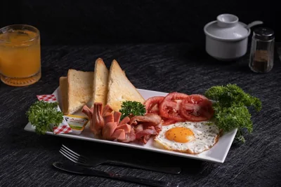 Queen Cafe Hotel – Photos 16